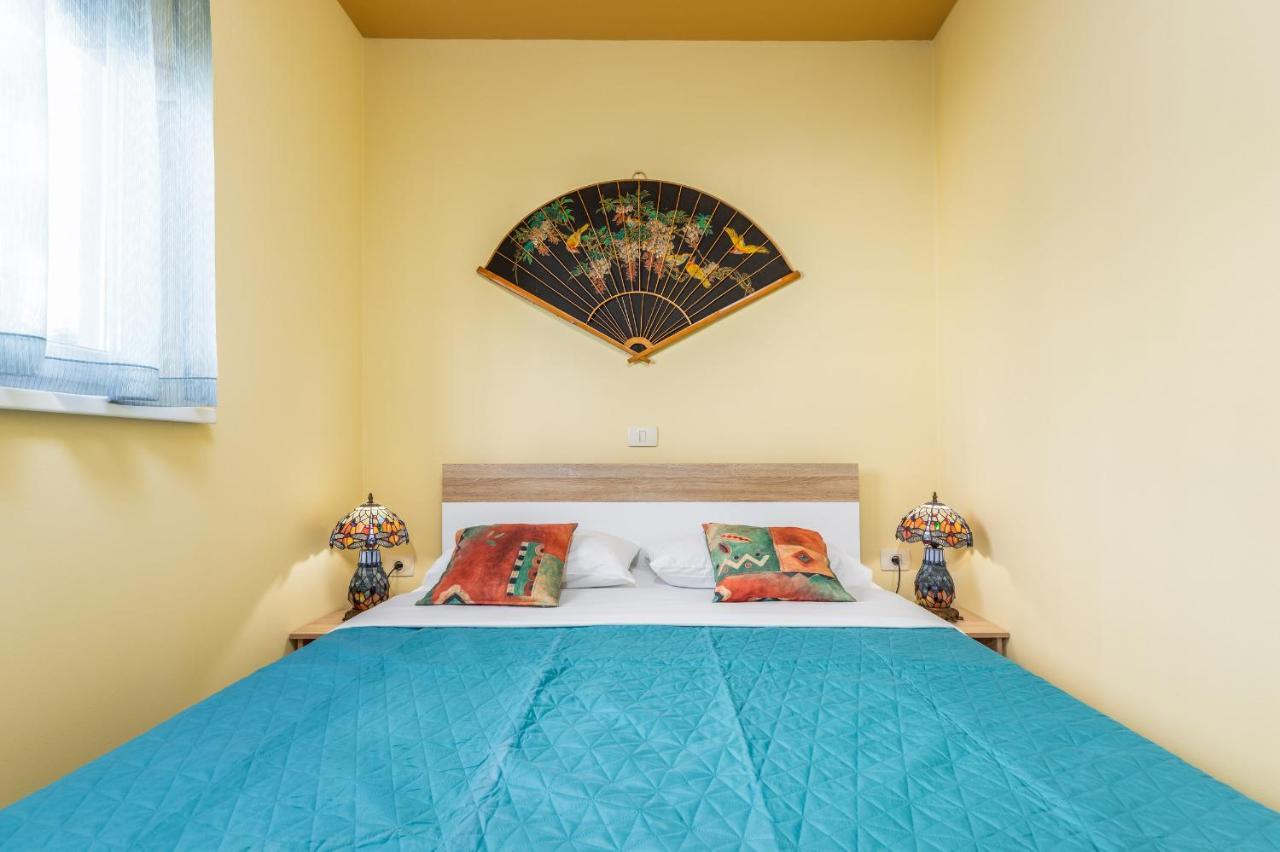 Apartmani Monte Pula Exterior foto